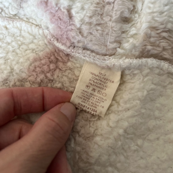 Hem & Thread Sherpa hooded sweater - Picture 4 of 4